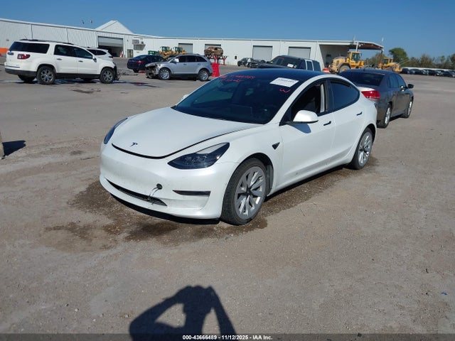 2022 TESLA MODEL 3 5YJ3E1EB7NF120143 Photo 1