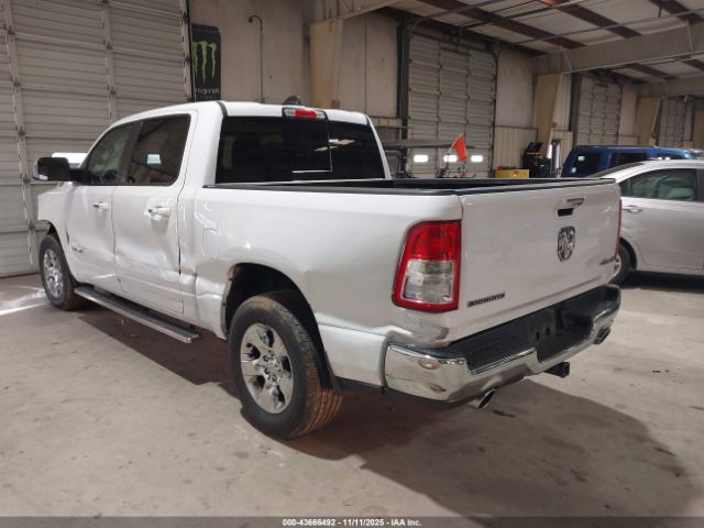 2019 RAM 1500 1C6SRFFT6KN718815 Photo 2