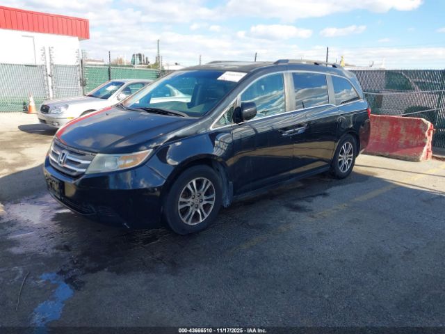 2011 HONDA ODYSSEY 5FNRL5H60BB022413 Photo 1
