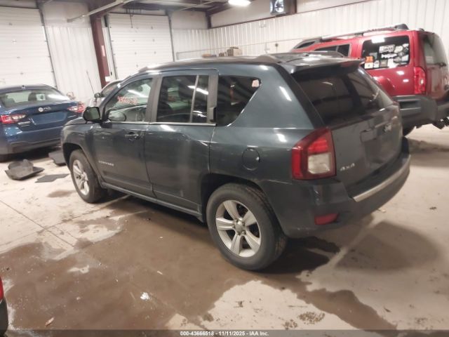 2015 JEEP COMPASS 1C4NJDEB4FD333209 Photo 2
