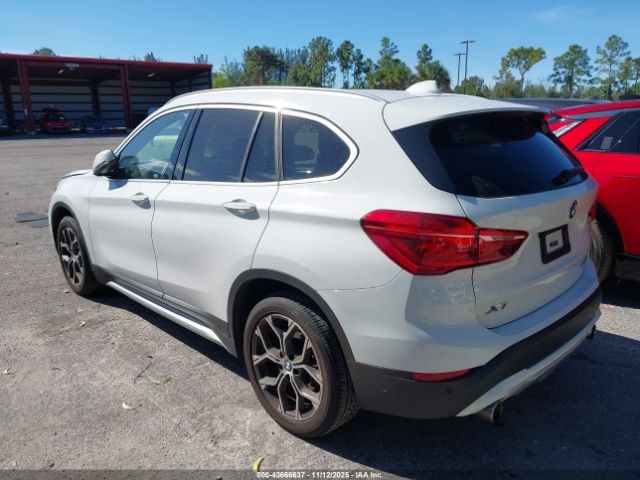 2020 BMW X1 WBXJG7C07L5R96072 Photo 2