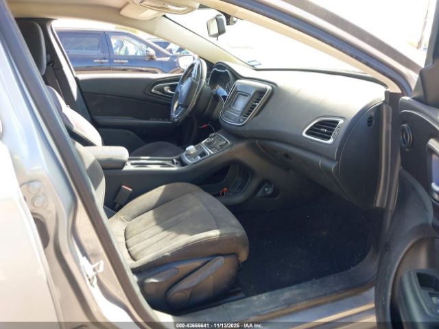 2015 CHRYSLER 200 1C3CCCAB5FN617223 Photo 4