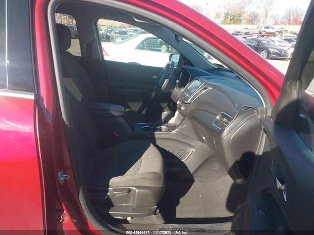Продажа на аукционе авто 2018 Chevrolet Equinox Lt, vin: 2GNAXKEXXJ6242943, номер лота: 43666678