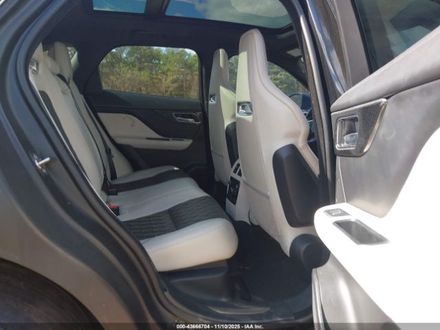 2020 JAGUAR F-PACE SADCZ2EE4LA618234 Photo 7