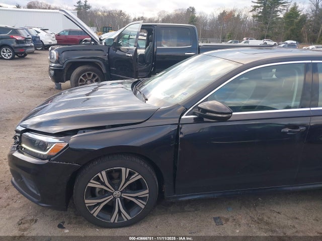 1VWSA7A31MC013705 Volkswagen Passat 2.0t Se