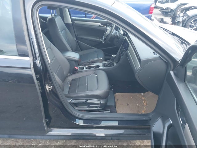 1VWSA7A31MC013705 Volkswagen Passat 2.0t Se