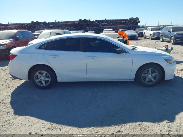 1G1ZB5ST1GF305660 Chevrolet MALIBU LS
