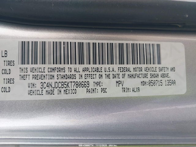 2019 JEEP COMPASS 3C4NJDCB5KT780669 Photo 8