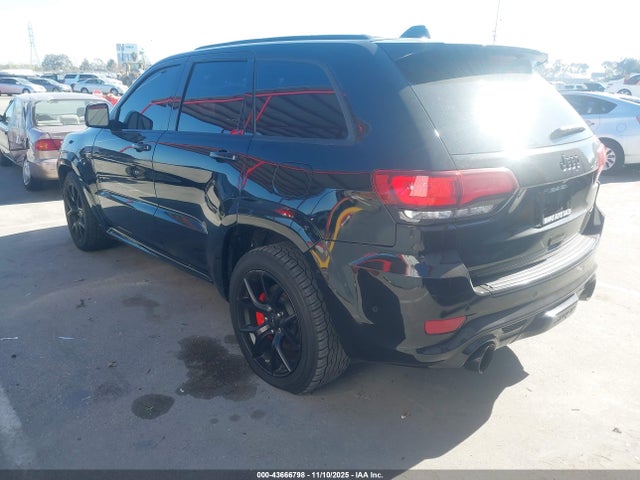 1C4RJFDJ4JC300103 Jeep Grand Cherokee Srt 4x4