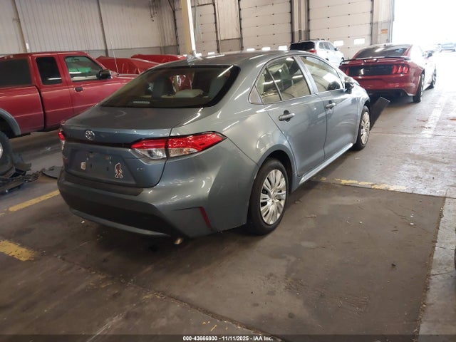 JTDEPRAE7LJ095137 Toyota COROLLA LE