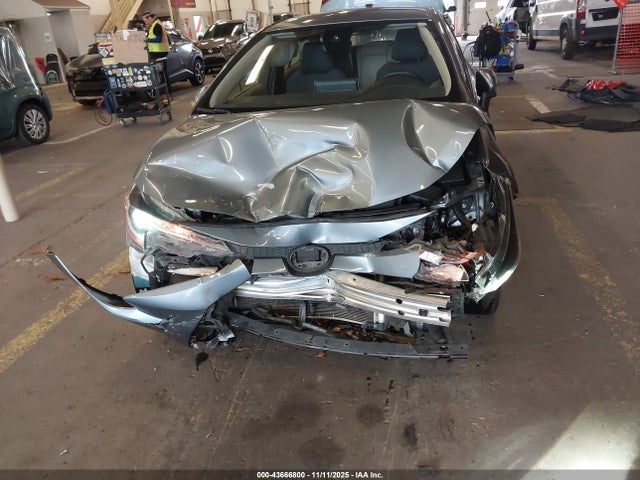 JTDEPRAE7LJ095137 Toyota COROLLA LE