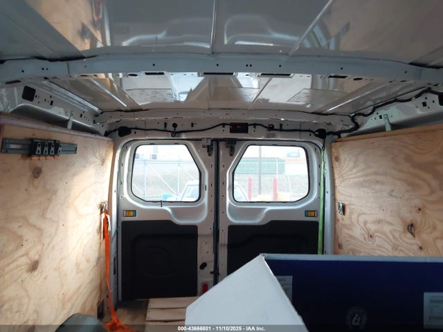 1FTNR1ZM4FKA34382 Ford Transit-250