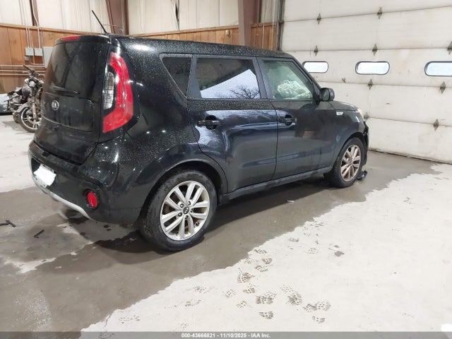 2017 Kia Soul + მანქანა იყიდება აუქციონზე, vin: KNDJP3A59H7418118, აუქციონის ნომერი: 43666821