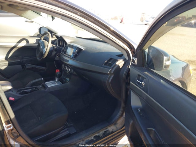 2015 MITSUBISHI LANCER JA32V2FW7FU022451 Photo 4