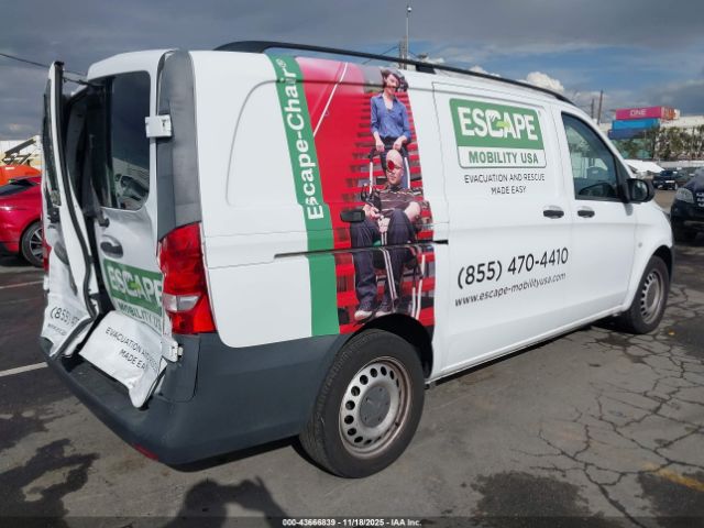 2018 MERCEDES-BENZ METRIS WD3PG2EA1J3416706 Photo 3