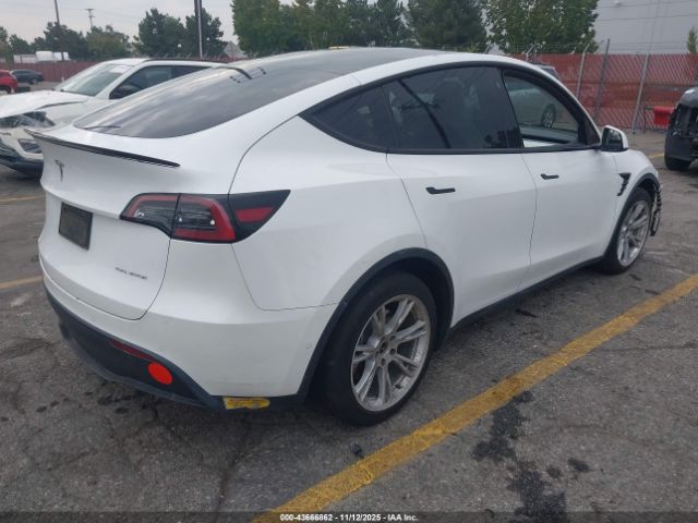 2022 TESLA MODEL Y 7SAYGAEE7NF486066 Photo 3