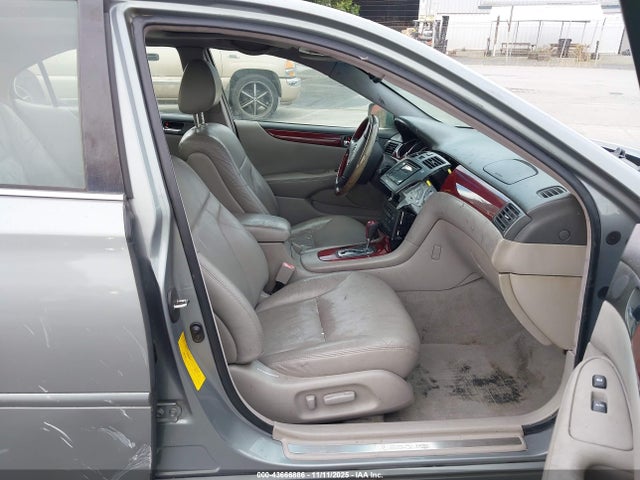 2002 LEXUS ES 300 JTHBF30G520066602 Photo 4