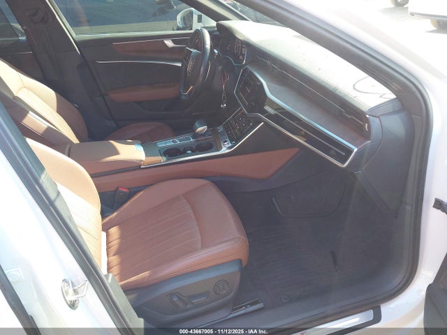 2019 AUDI A6 WAUL2AF26KN025915 Photo 4