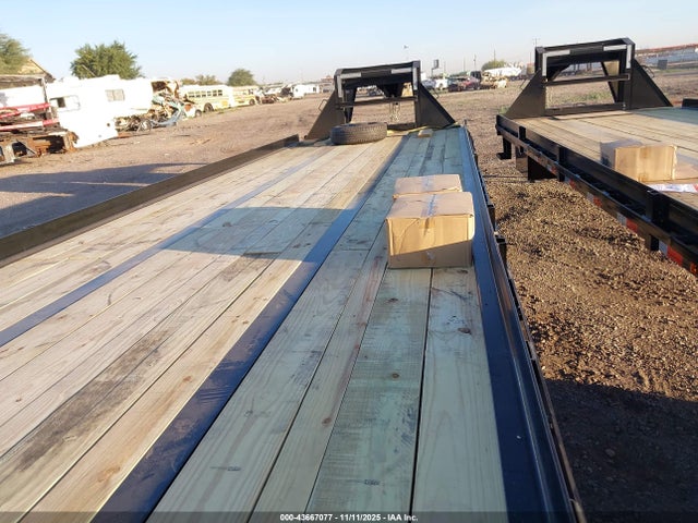 5WWGF4028T6043209 Delco Flatbed