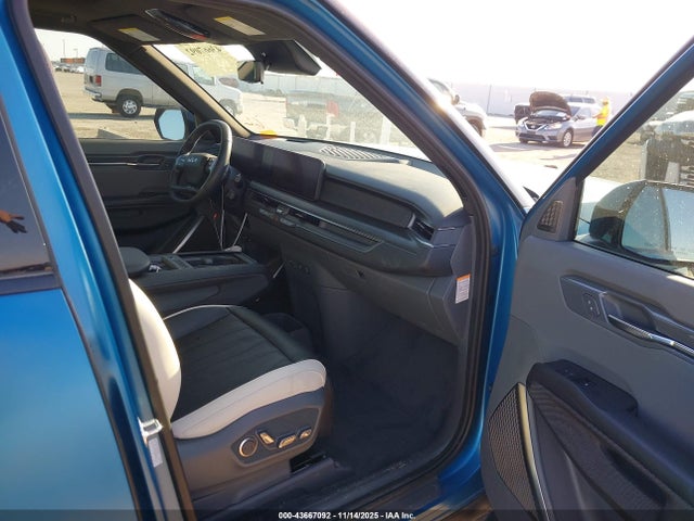 KNDAEFS52R6045159 KIA Ev9 Gt-line