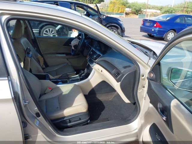 2014 Honda Accord Ex-l მანქანა იყიდება აუქციონზე, vin: 1HGCR2F80EA177517, აუქციონის ნომერი: 43667117