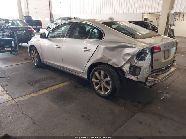 YV126MFKXG2409199 Volvo S60 T5 Drive-e Premier