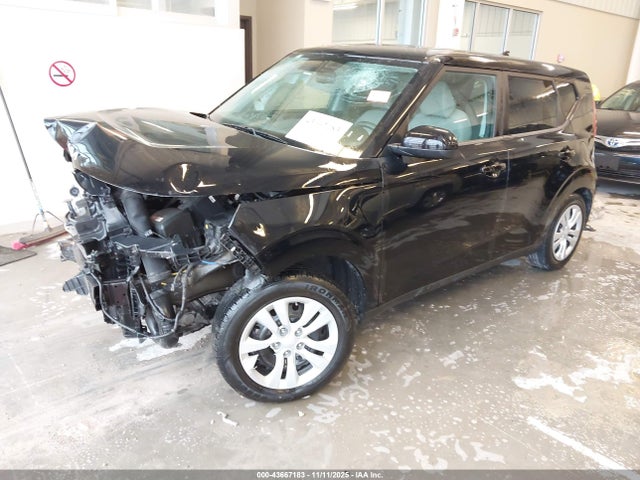 2022 Kia Soul Lx მანქანა იყიდება აუქციონზე, vin: KNDJ23AU2N7173700, აუქციონის ნომერი: 43667183