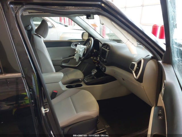 2022 Kia Soul Lx მანქანა იყიდება აუქციონზე, vin: KNDJ23AU2N7173700, აუქციონის ნომერი: 43667183