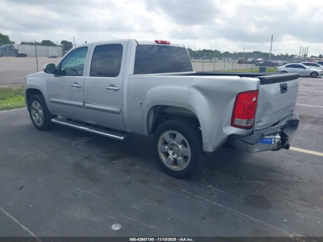 2011 GMC SIERRA 1500 3GTP1VE04BG194614 Photo 2