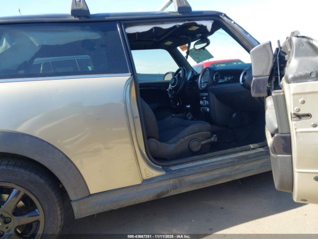 2010 MINI COOPER S WMWMF7C54ATX44035 Photo 4