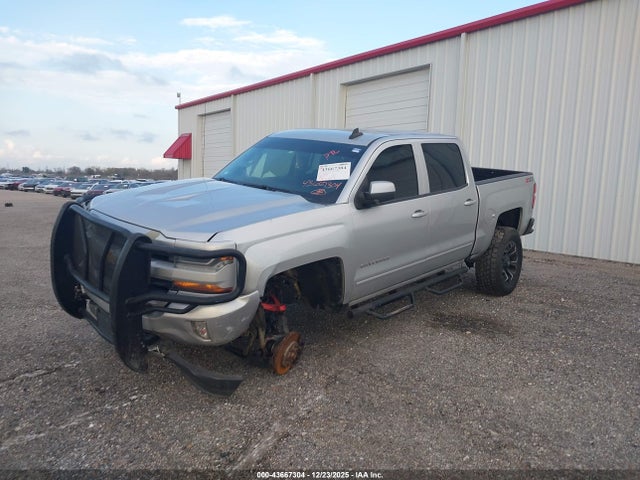 3GCUKREC1JG269964 Chevrolet Silverado 1500 2lt