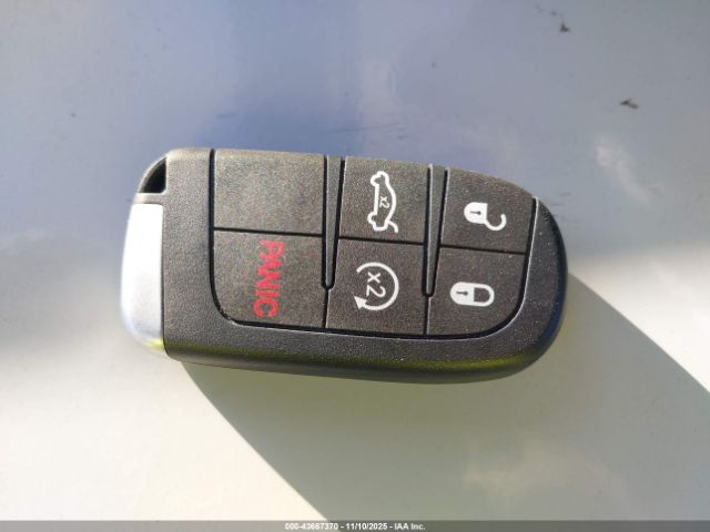 2021 RAM 1500 1C6SRFFT3MN643641 Photo 10