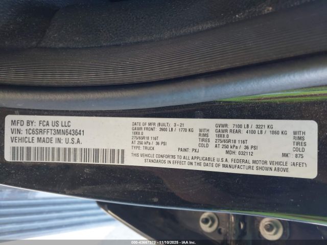 2021 RAM 1500 1C6SRFFT3MN643641 Photo 8