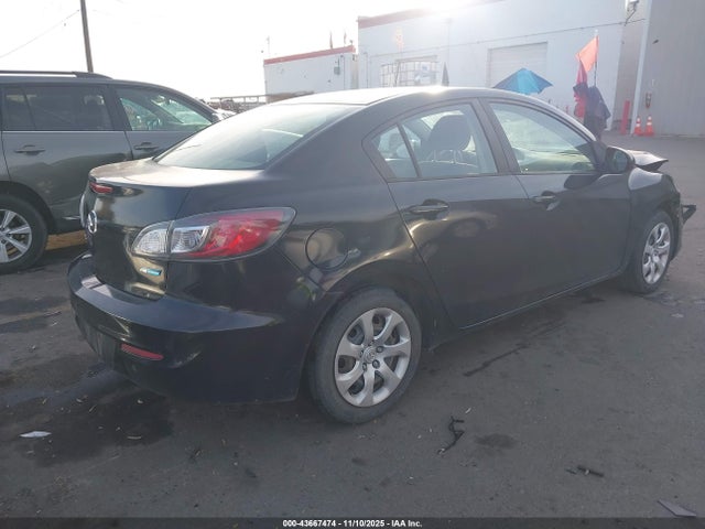 2013 MAZDA MAZDA3 JM1BL1U86D1703978 Photo 3