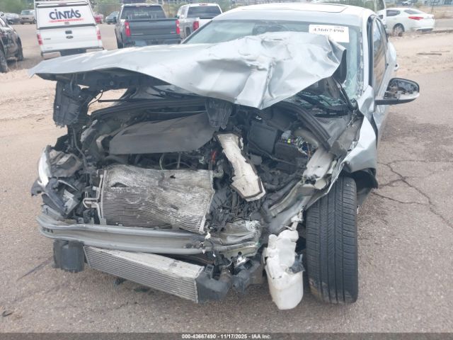 2017 VOLVO S60 YV126MFL5H2421433 Photo 5