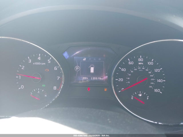 KNDMB5C12G6215643 KIA SEDONA LX