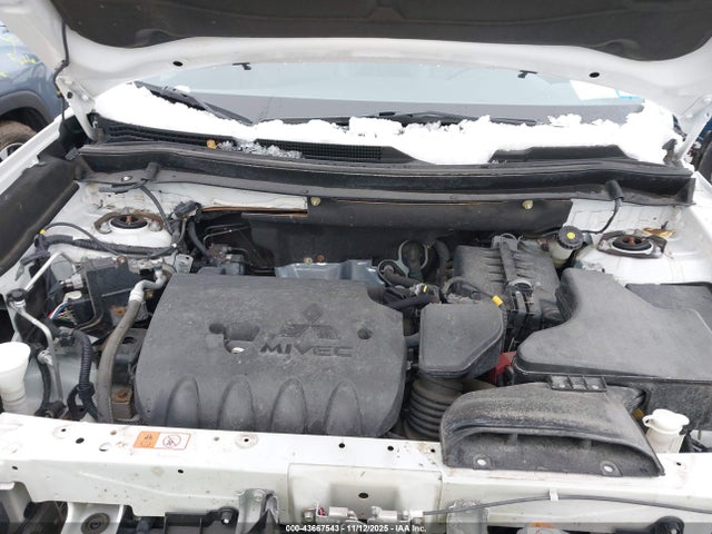 2020 MITSUBISHI OUTLANDER JA4AZ3A30LZ030789 Photo 9