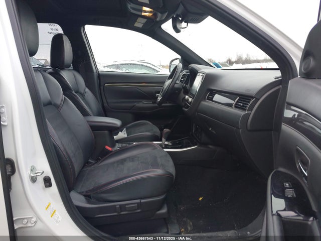 2020 MITSUBISHI OUTLANDER JA4AZ3A30LZ030789 Photo 4