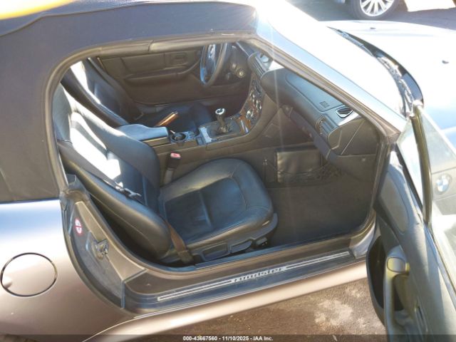 2001 BMW Z3 WBACN33451LK48188 Photo 4