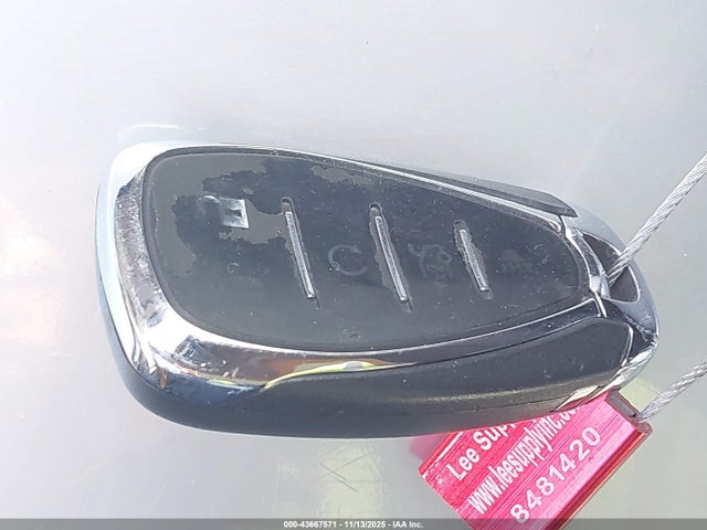 1G1ZD5ST7LF107069 Chevrolet Malibu Fwd Lt