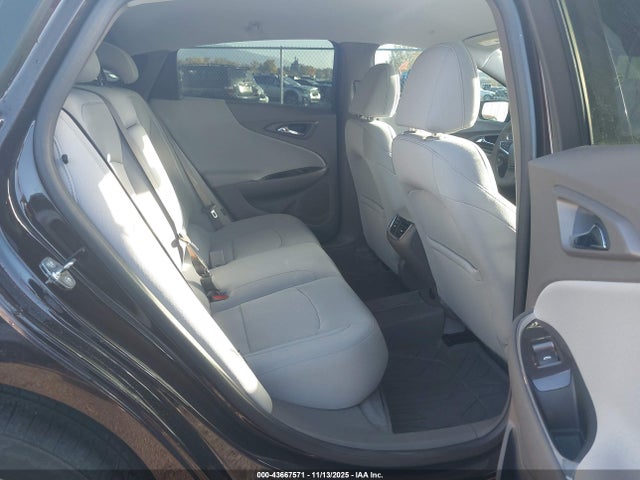 1G1ZD5ST7LF107069 Chevrolet Malibu Fwd Lt