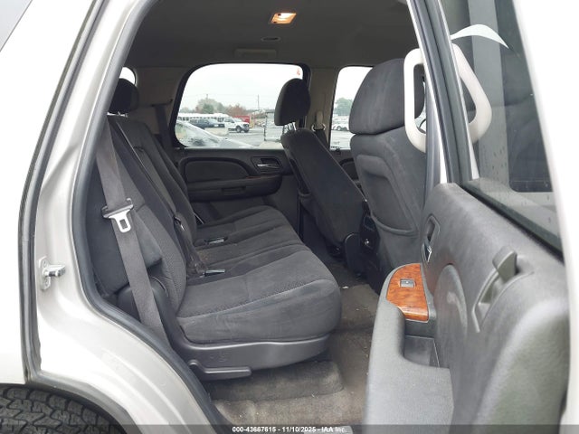 Продажа на аукционе авто 2007 Chevrolet Tahoe Lt, vin: 1GNFK13097J106111, номер лота: 43667615