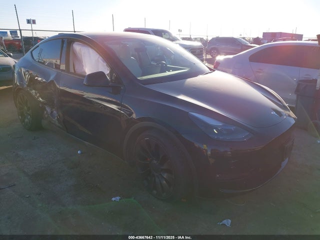 2022 TESLA MODEL Y 7SAYGDEF5NF510438 Photo 0