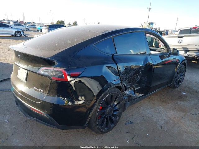 2022 TESLA MODEL Y 7SAYGDEF5NF510438 Photo 3