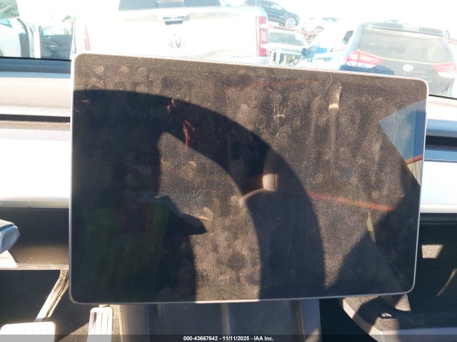 2022 TESLA MODEL Y 7SAYGDEF5NF510438 Photo 6