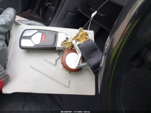 2017 AUDI A4 WAUDNAF45HN048141 Photo 10