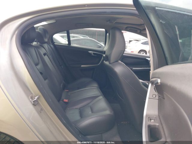 2016 VOLVO S60 YV126MFK3G1394731 Photo 7
