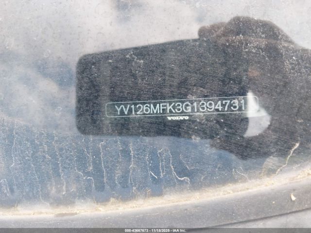 2016 VOLVO S60 YV126MFK3G1394731 Photo 8