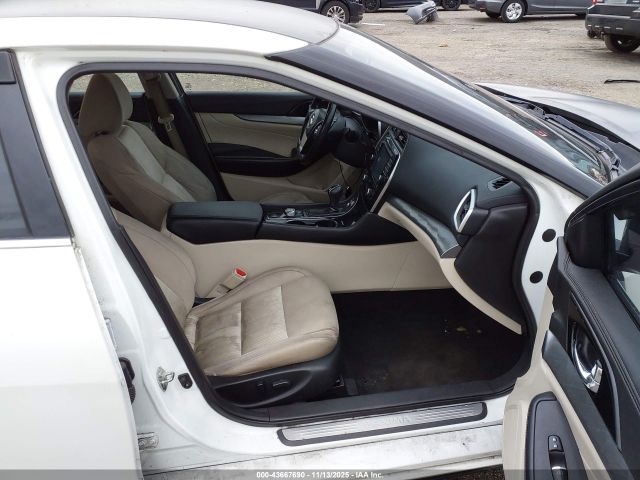 2017 NISSAN MAXIMA 1N4AA6AP0HC392171 Photo 4