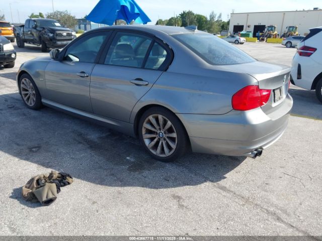 2011 BMW 328I WBAPH7C56BE675958 Photo 2